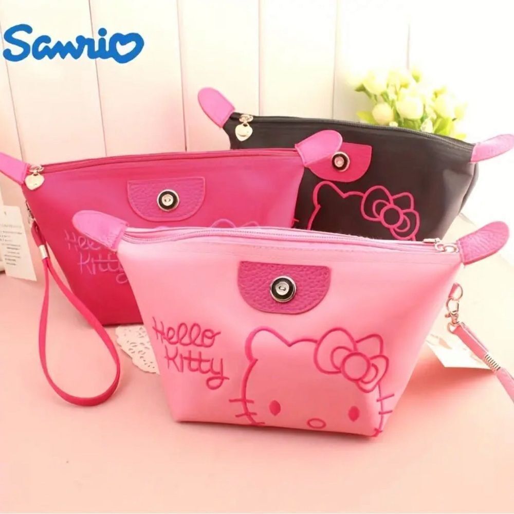 Brand New~Hello Kitty MakeUp Wristlet Bag